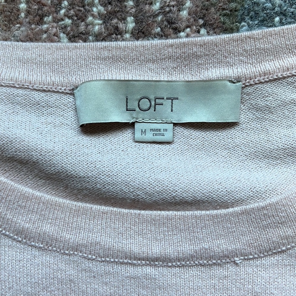 Pink Sweater - Picture 2 of 3